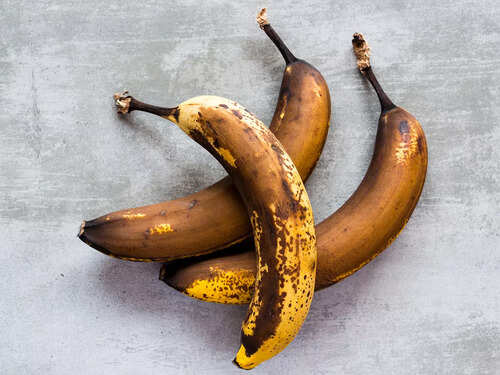 This is why you shouldn't throw away overripe bananas