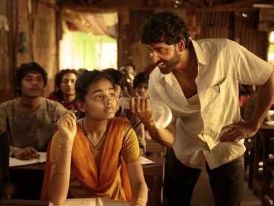 Super 30 has a strong Monday at the box office