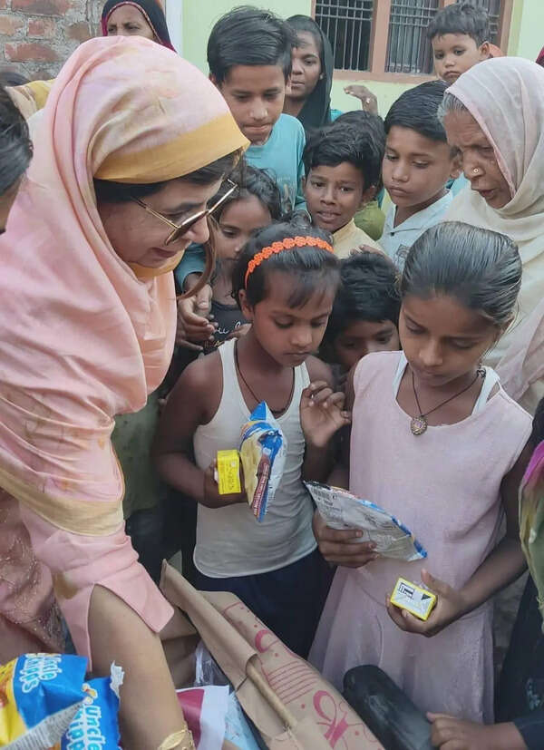 Shared service marks Bada Mangal as Muslim residents also organise bhandaras