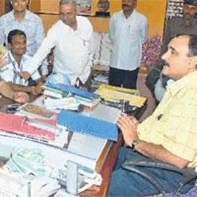 Guj VC promises rethink on '˜day' ban