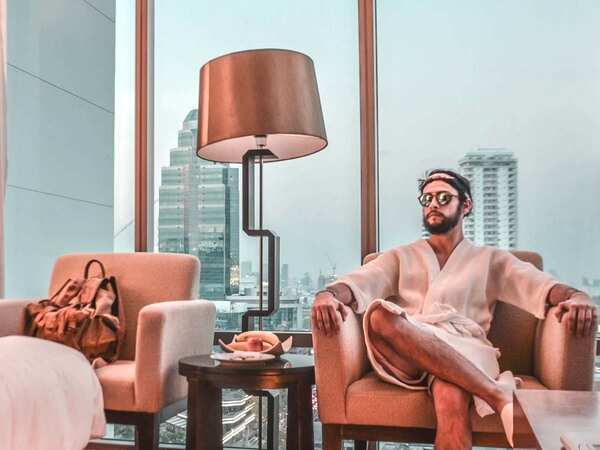 Bathrobes for men: Step out of shower in these leisurely bathrobes
