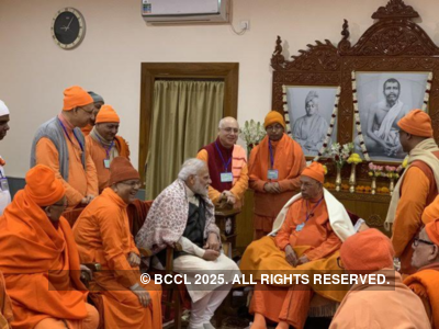 West Bengal: PM Narendra Modi visits Belur Math; calls it 'homecoming'