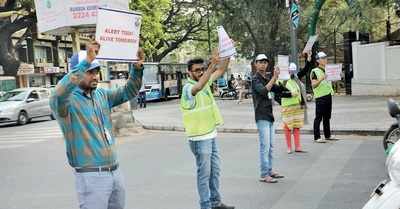 Bengaluru: Students take to the streets to raise awareness about traffic rules and pollution