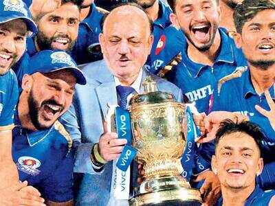 CoA to discuss controversy over IPL trophy presentation