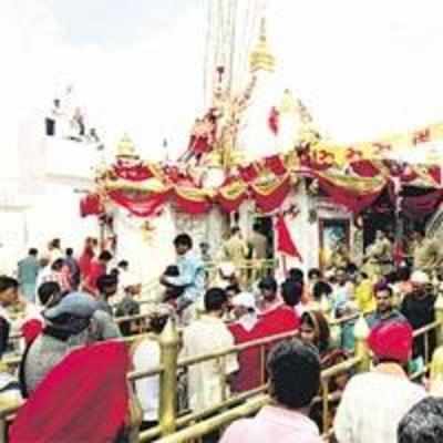 Pilgrims back at Naina Devi