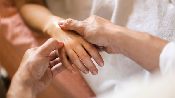 Tap on acupressure points for detox stimulation