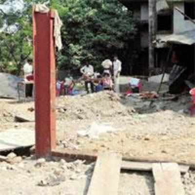 Malad family that left city thirsty for months is in trouble again
