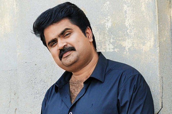 Anoop Menon is not interested in direction