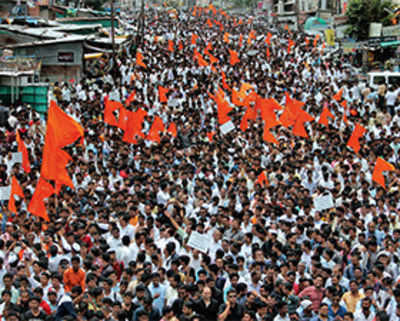 Pawar, Rane try to make political hay as Marathas march