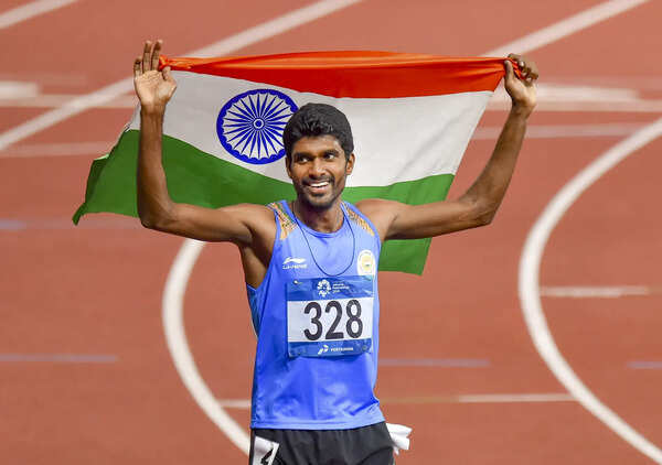 Jinson Johnson retires at 34