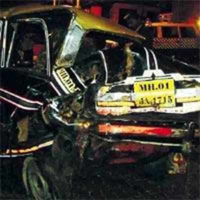 Taxi union demands Rs 2 lakh compensation from Haveliwala