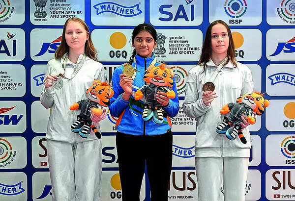 Anushka Thokur shines again: Karnataka teen clinches 50m rifle 3-position gold