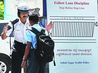 App to track, deploy traffic wardens