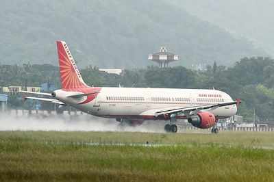 Air India clarifies on vegetarian meals row