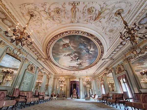 The Palace Of Allusions