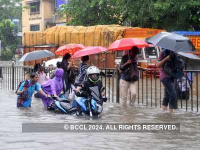 Blog: 'It took me 9 and a half hours and four change of vehicles to reach Vashi from Juhu'
