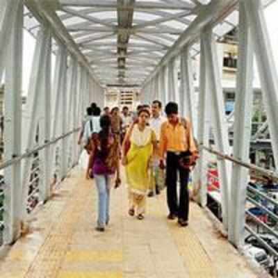 MMRDA U-turn on city's skywalks