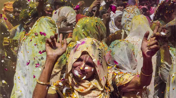 Traditional festivities begin