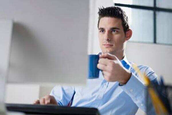 Top 10 effective fitness habits for the office