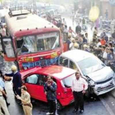 Brain-frozen ST driver kills eight in Pune, turns streets into killing fields