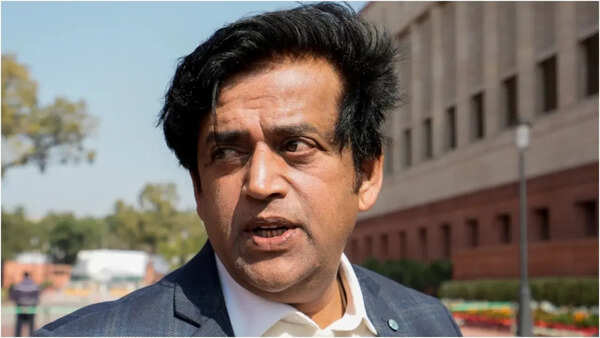'Bas aana hai aur viral ho jana hai': Ravi Kishan BREAKS SILENCE on his 'home from work' meme