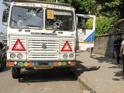 Girgaon: Shiv Sena's protest against Mumbai Metro turns violent, vehicles vandalised