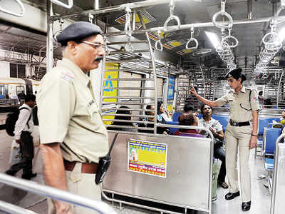 RPF bans cellphones for its staff, replaces them with walkie-talkies