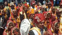 Indore: 20 couples take oath during mass-marriage ceremony to cast vote 