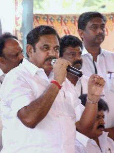 Bribing of voters in RK Nagar: probe ordered, says Tamil Nadu CM Palaniswamy