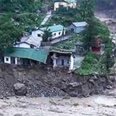 73 dead, 71,000 stuck in north India floods