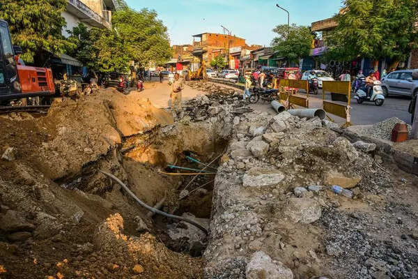 In Jhotwara, roads so broken that businesses shut, accidents common