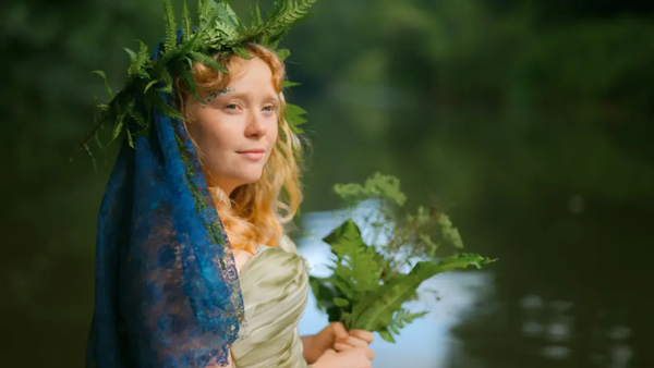 She said ‘I do’ to a river & they’re still going strong with the flow