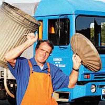 Brit spends holidays working as an unpaid garbage man