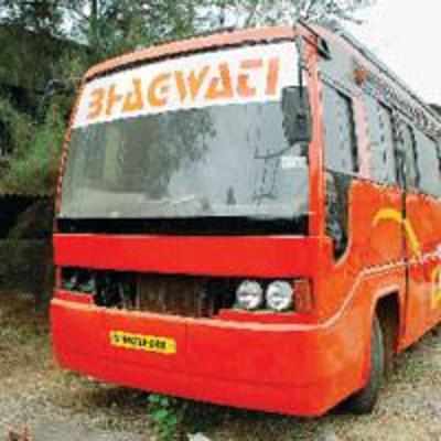 Pvt operators booked for plying bus with duplicate number plate