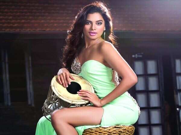 It’s not art if it’s casual: Tanya Hope