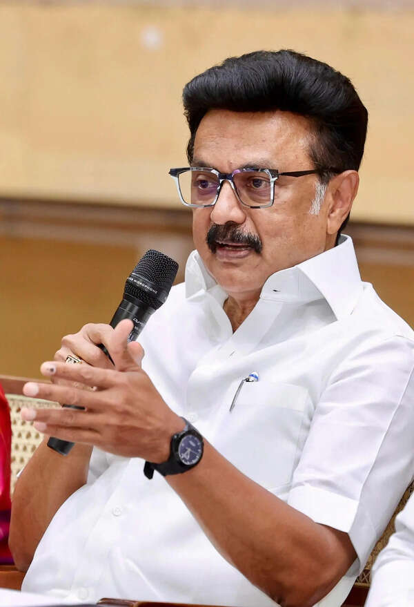 DMK says Congress betrayed them; Congress retaliates