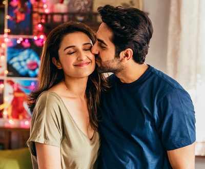 Meri Pyaari Bindu celeb review: B-Town loves Parineeti Chopra and Ayushmann Khuranna’s roller coaster love story