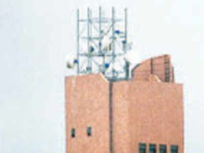 BMC says new policy on phone towers in July; activists call for tougher laws