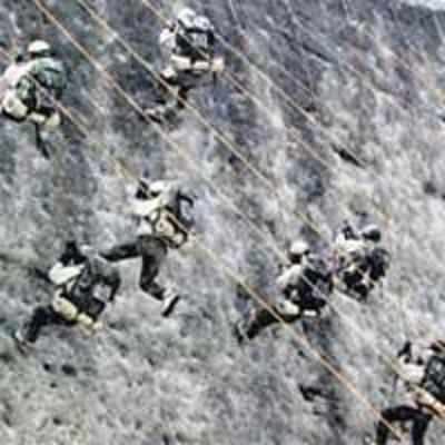 Indo-Pak '˜cool' ties freeze on Siachen