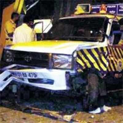 Police rally to help Shinde's family