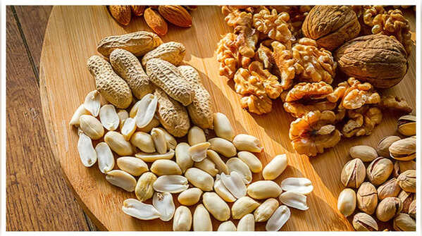 From Almonds to Walnuts: 5 health benefits of eating nuts everyday