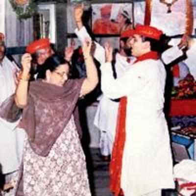 Sindhis celebrate Chalia Saheb