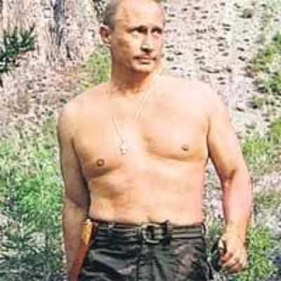 Shirtless Putin is now a gay icon