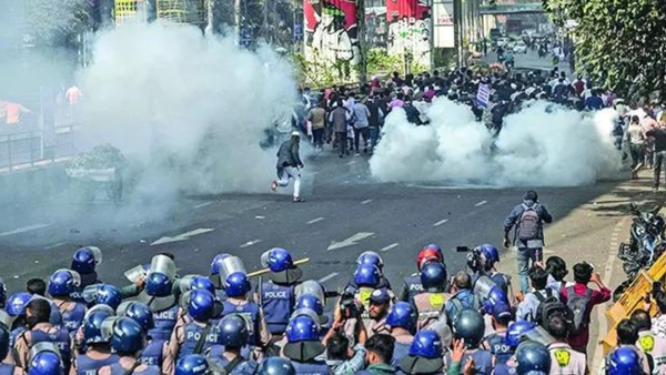 Violent anti-govt protests return to Dhaka, this time against Yunus