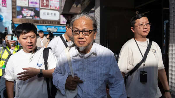 A Hong Kong artist trying to mark the Tiananmen crackdown is quickly stopped by police