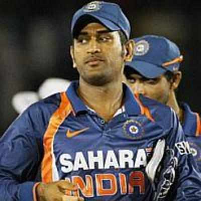 Dhoni silent on umpiring howlers