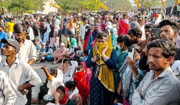Workers’ protest over irregular wages spread across Haridwar’s Sidcul area