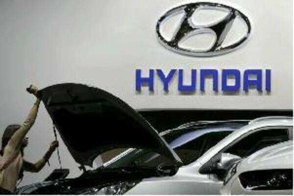 Hyundai to now let customers book new cars online