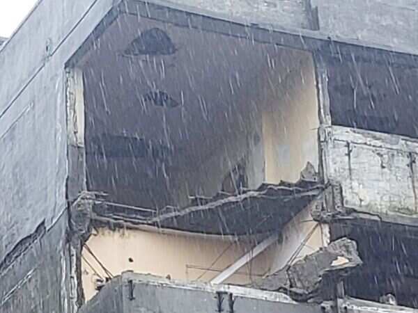 Ulhasnagar: Part of vacant building that claimed toddler's life in 2019 collapses again