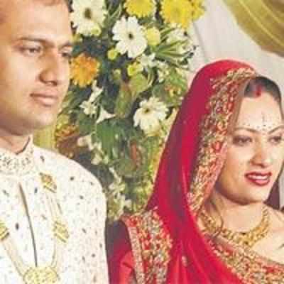Where are daughter-in-law's valuables? HC to Parel family
